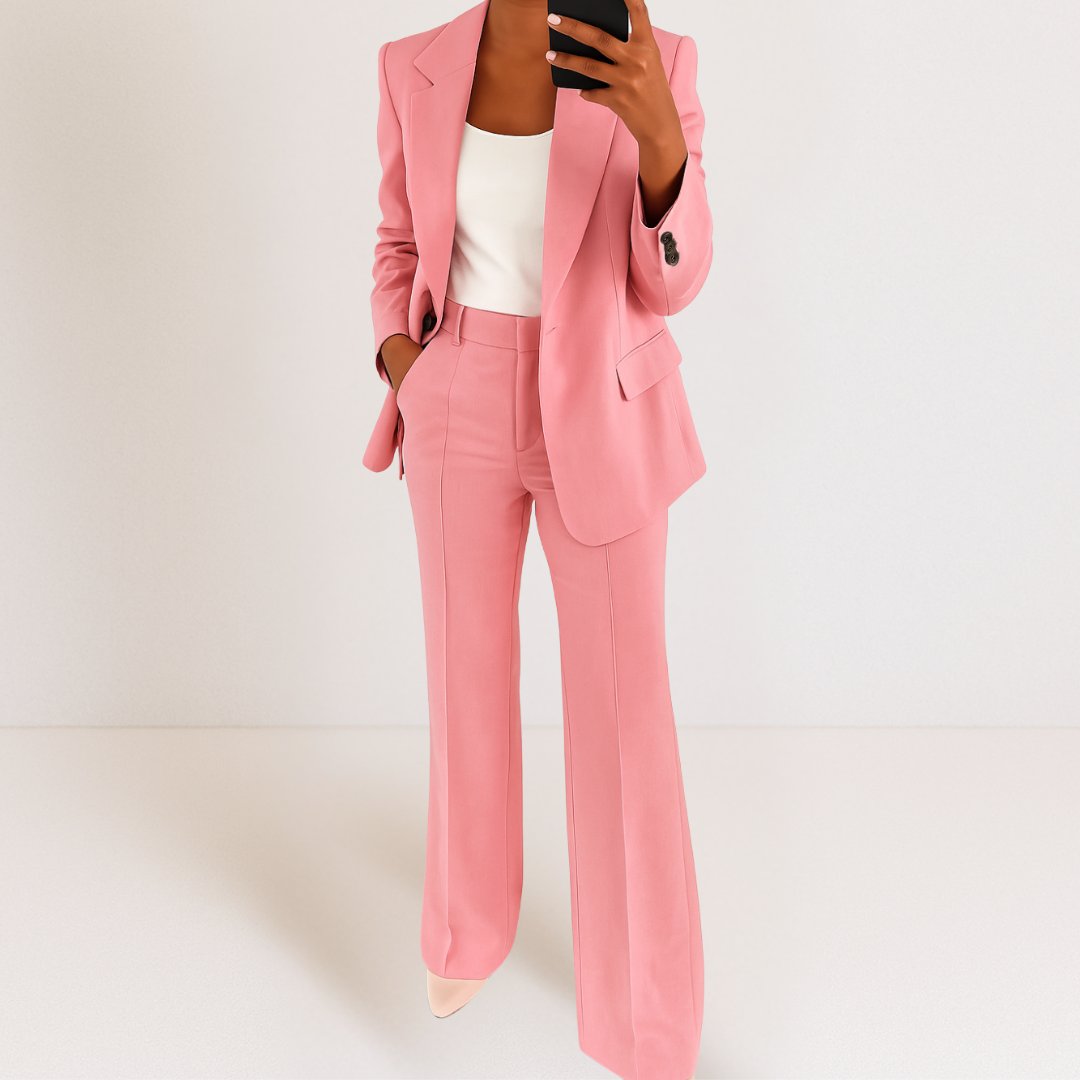 MAYLORA – Tailor-Fit Damenanzug mit zeitloser Silhouette