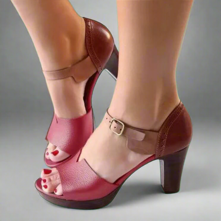 Katharina | Koreanisch inspirierte High-Heel Sandalen mit Farbblock und Schnalle