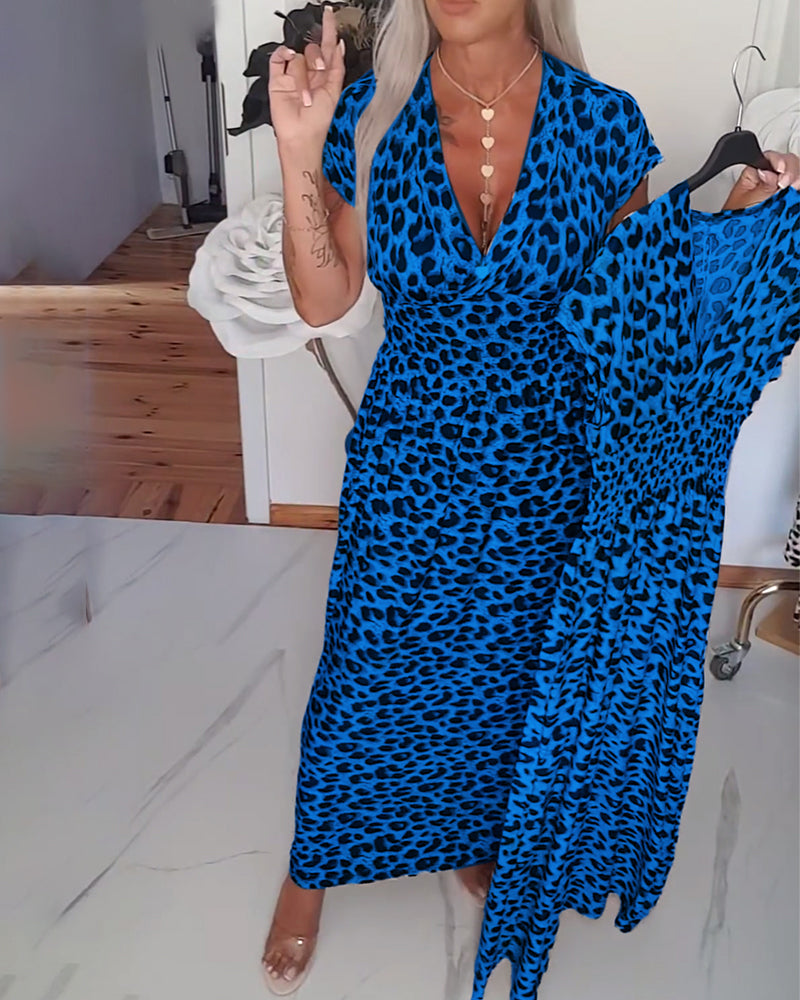 MAYLORA - Elegantes Kleid mit Leopardenmuster und V-Ausschnitt