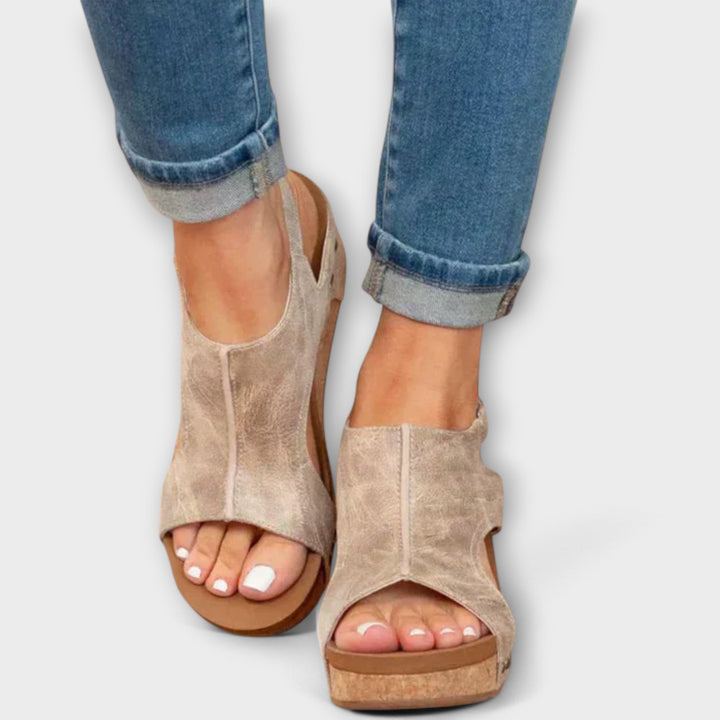 Lina - Orthopedic Wedge Heel Shoes