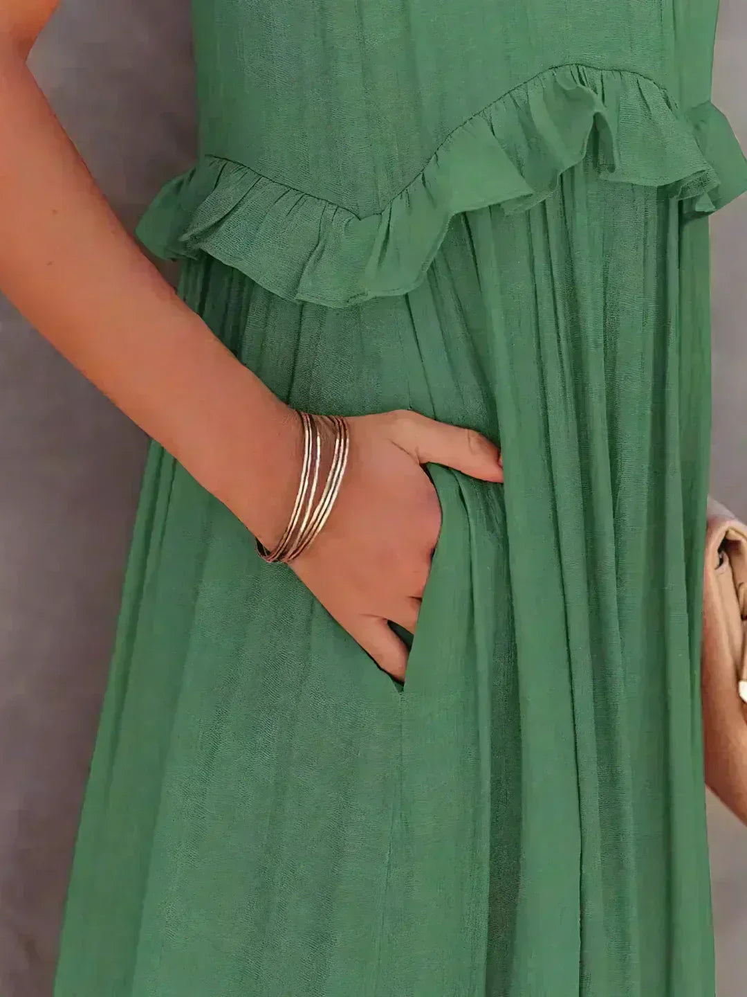 Landry - Ärmelloses Kleid mit stilvollen Rüschen