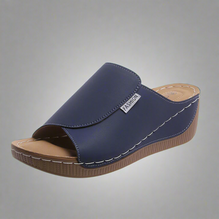 Ortrudis | Handcrafted Sandal with Comfortable Footbed