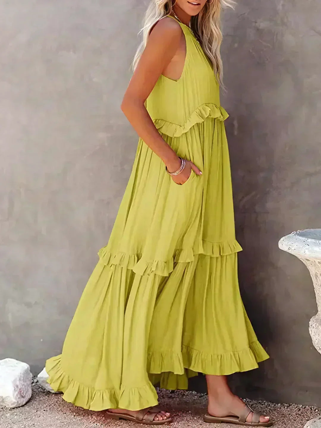 Landry - Ärmelloses Kleid mit stilvollen Rüschen