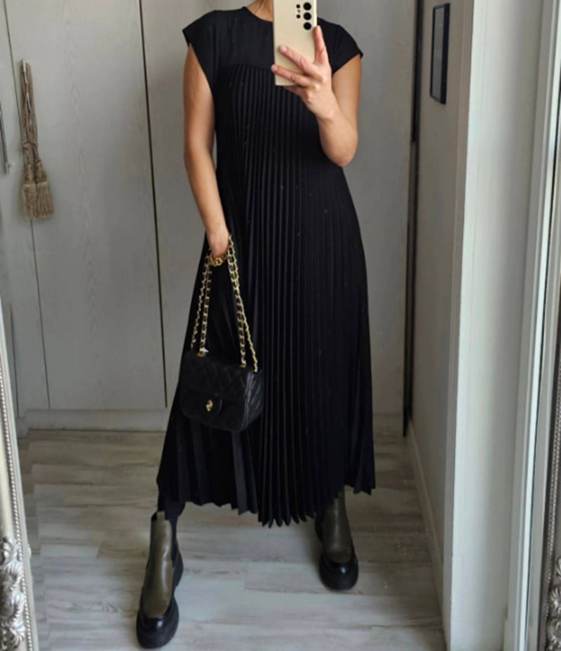 MAYLORA | Zeitloses und komfortables Kleid