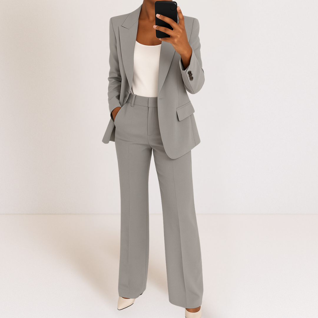 MAYLORA – Tailor-Fit Damenanzug mit zeitloser Silhouette