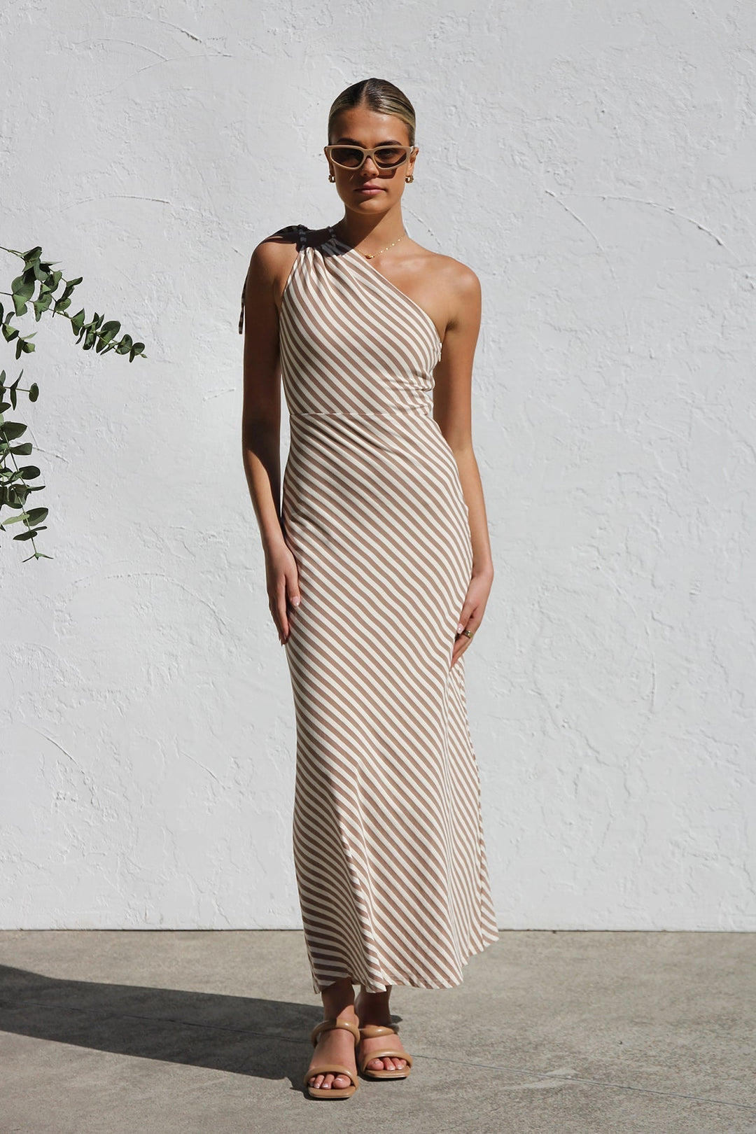 MAYLORA™ | Stilvolles gestreiftes Sommerkleid