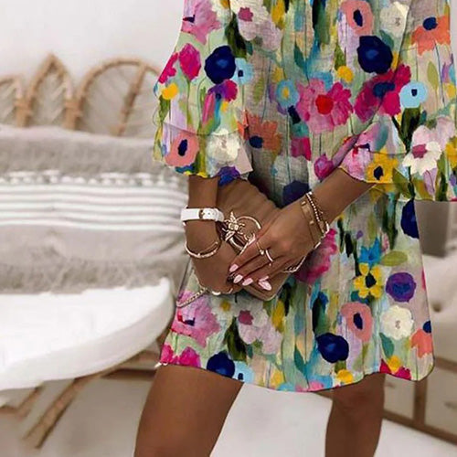 Tabitha - Romantisches Mini Blumen Kleid mit V-Ausschnitt