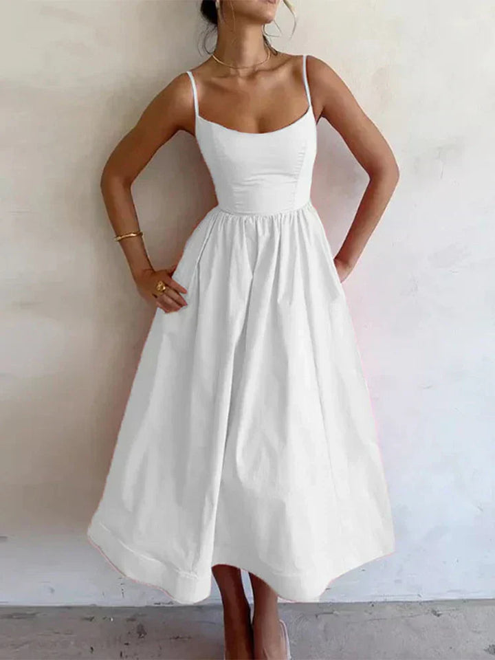 Delaney - Tailliertes A-Linien-Kleid