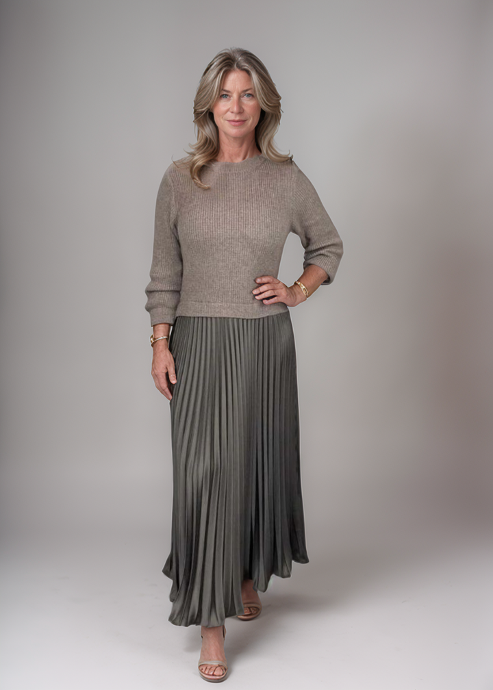 MAYLORA™ | Stilvolles Set aus Pullover und plissiertem Rock