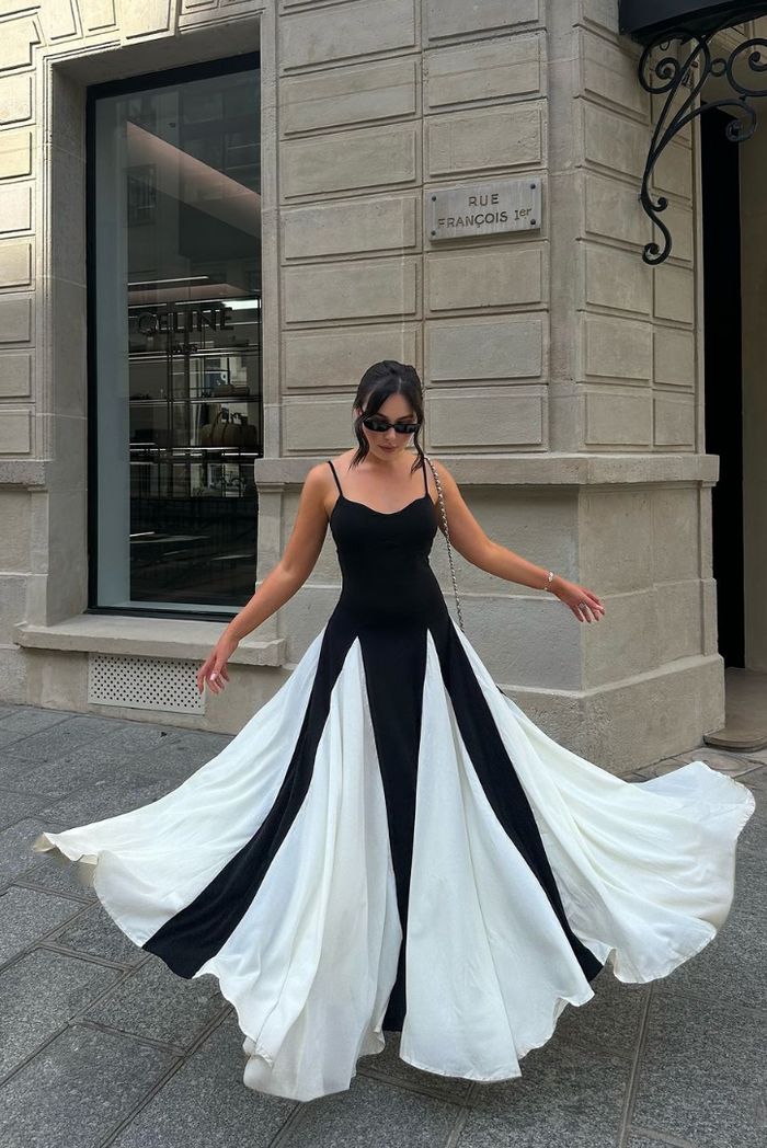 Eliana | Elegantes Maxikleid mit stilvollen Paneelen