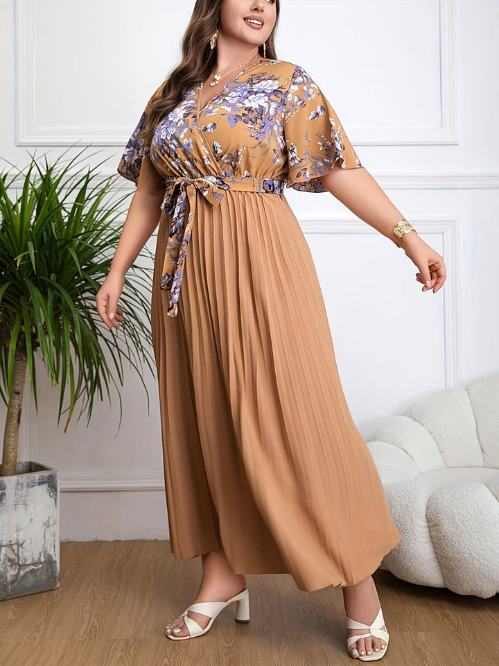 Fleur | Figurbetontes Kleid in Übergröße