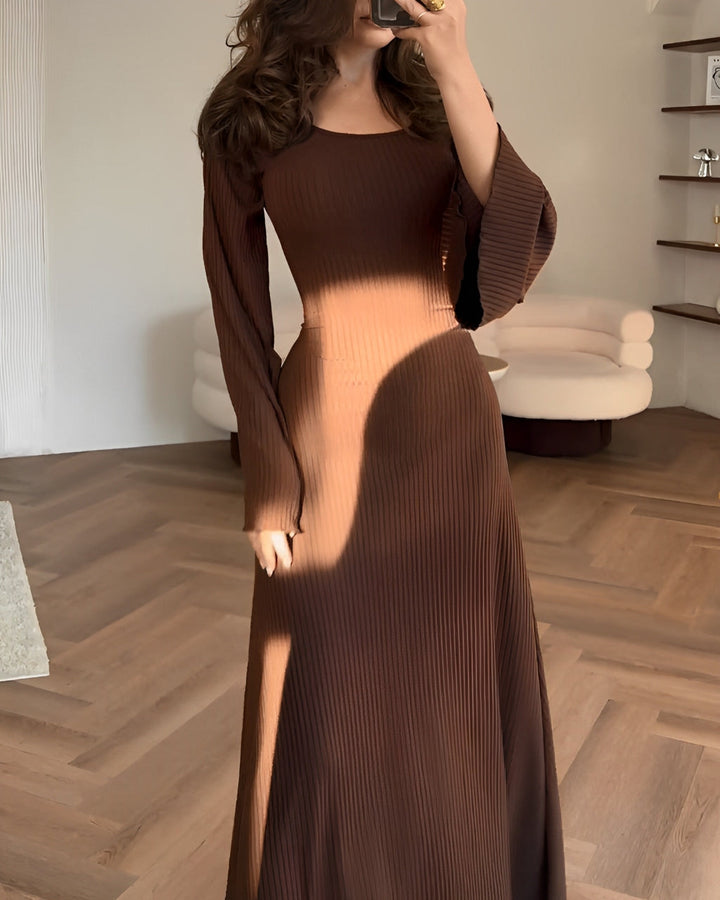 MAYLORA™ | Rippstrick Maxikleid mit Ärmeln