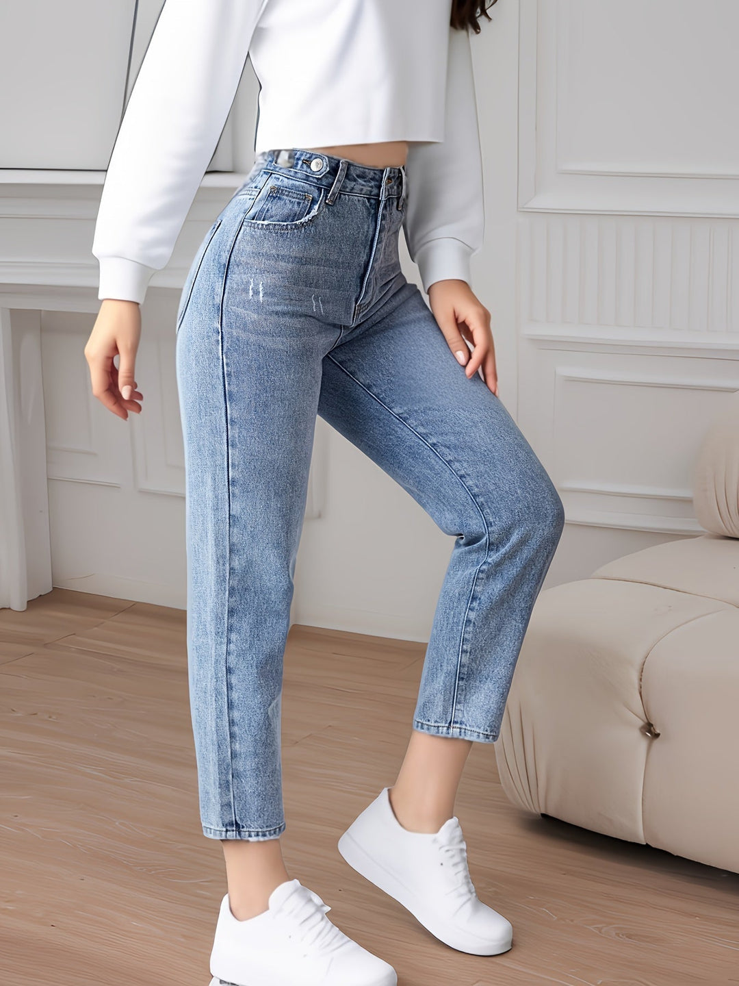 MAYLORA -  Einfarbige Hohe Taille Jeans in Gewaschenem Blau