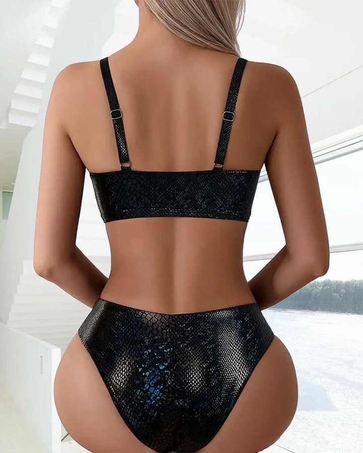 Dreieckiges Hochgeschnittenes Bikini-Oberteil mit Schlangenprint