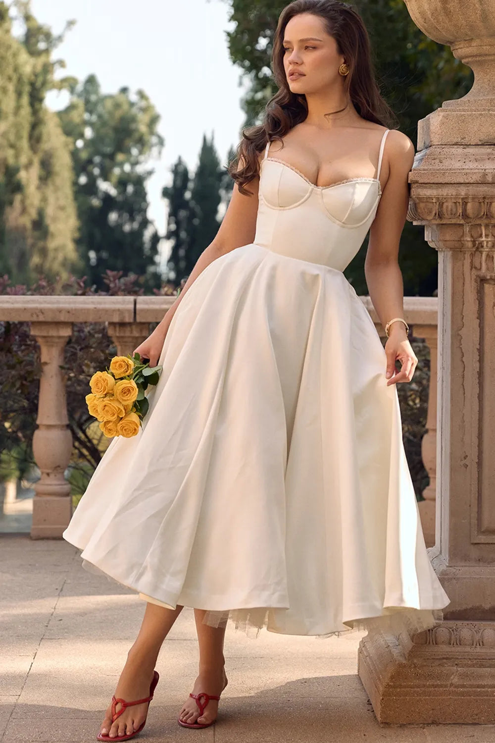 Minerva - Elegantes Spaghetti-Trägerkleid für kleine Prinzessinnen