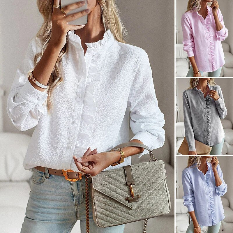 "Belle™ - Elegante Polo-Bluse" can be rewritten as "Belle™ - Chic Polo Blouse".