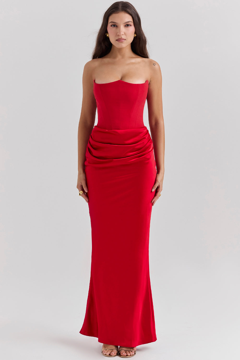 MAYLORA™ | Satin Kleid in taillierter Sanduhr-Form