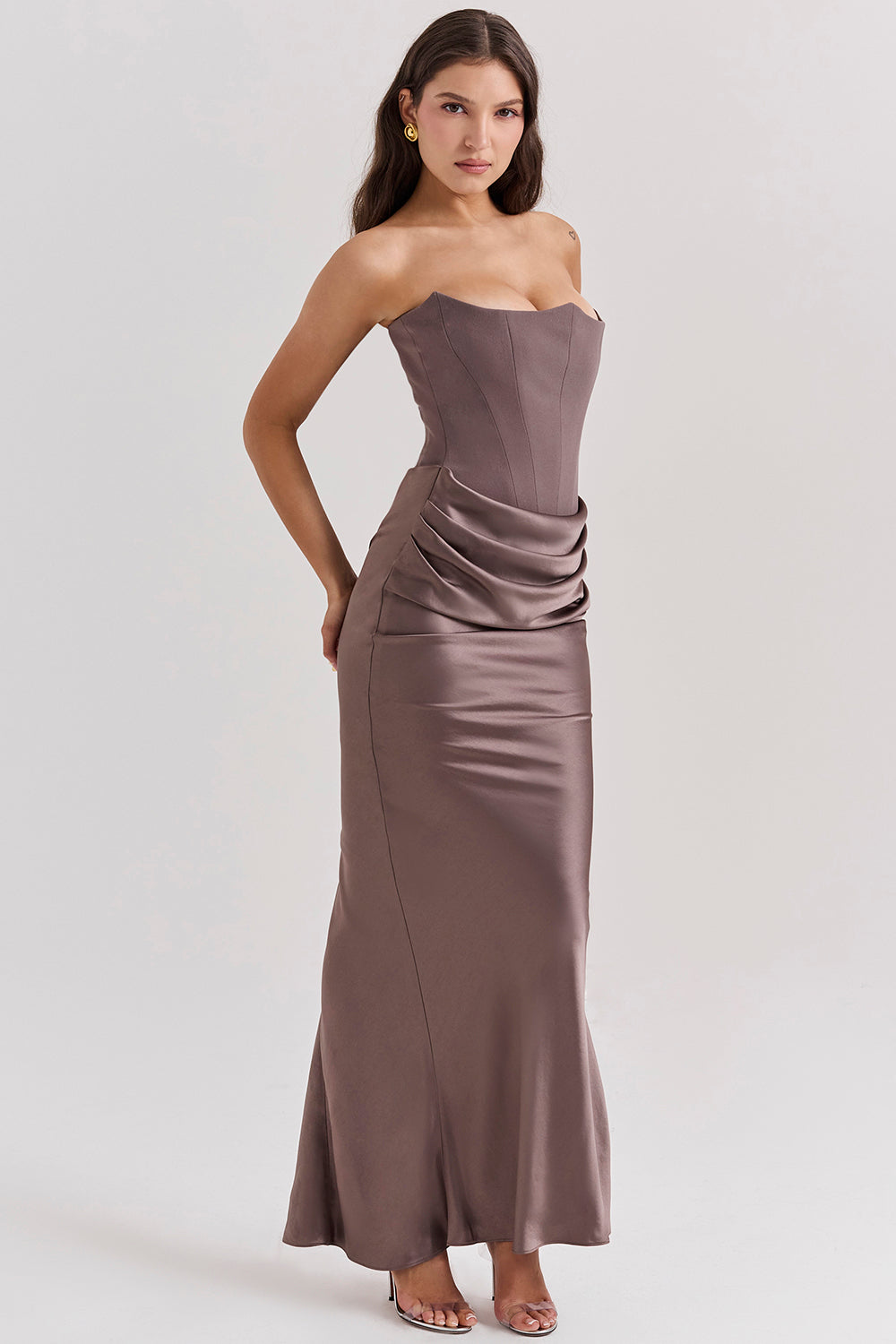 MAYLORA™ | Satin Kleid in taillierter Sanduhr-Form