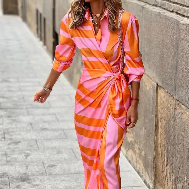 Zella - Gestreiftes Midi-Kleid mit V-Ausschnitt