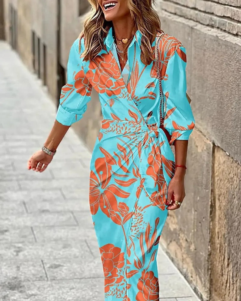 Zella - Gestreiftes Midi-Kleid mit V-Ausschnitt