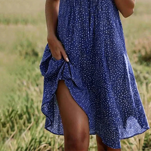 Azalee - Musterkleid mit kurzen Ärmeln und tiefem V-Ausschnitt